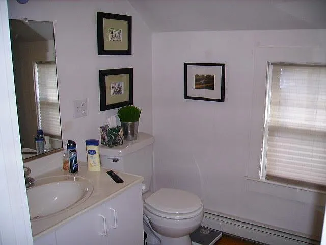 185 Center Ave — Photo 11