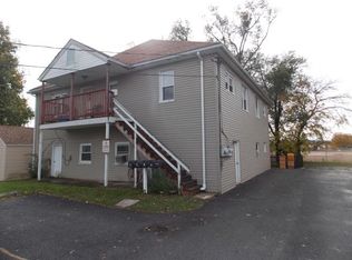 66 E St APT 1, Carlisle, PA