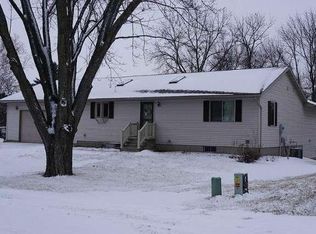 W7834 Maple Dr, Onalaska, WI 54650