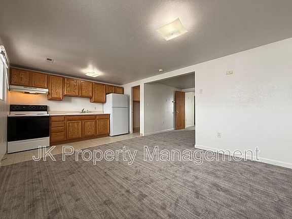 2nd image of 4000 Ella Ave #6