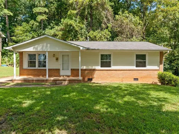 1519 Marble St, Winston Salem, NC 27107