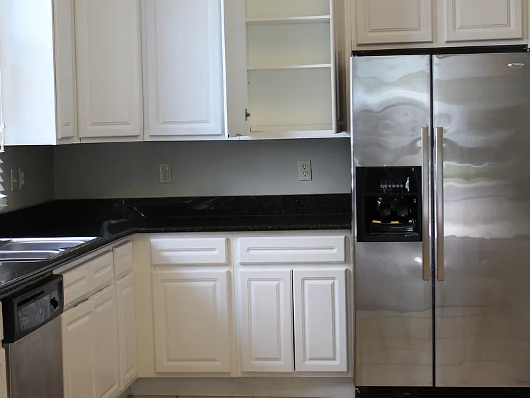3618 Coliseum St #4-D — Photo 3