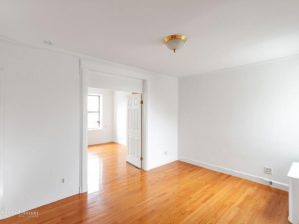 1st image of 3144 Steinway St APT 3F