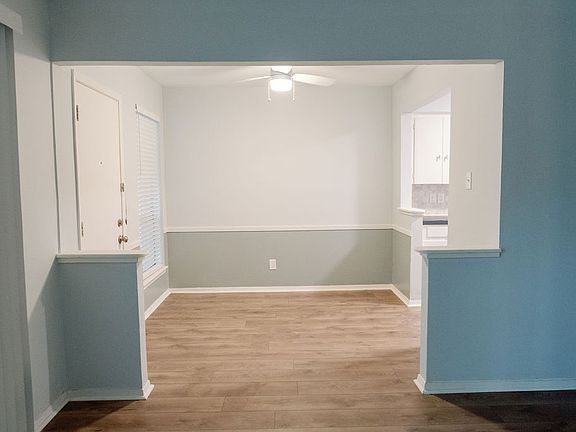 3rd image of 906 Grant St APT 219