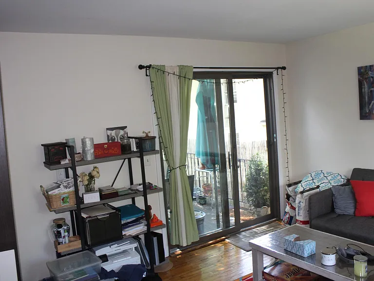 8 Riverview Ave #2 — Photo 11