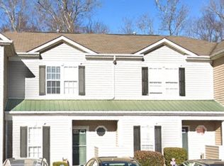 1725 Holliford Ct, Charlotte, NC 28215