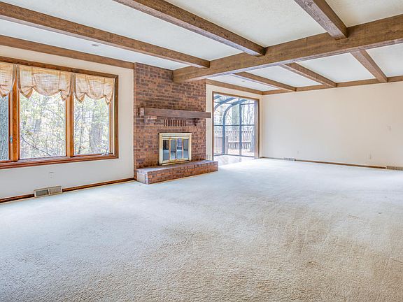 5th image of 5635 Forest Glen Dr SE