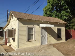 915 1/2 Pacific St, Bakersfield, CA 93305