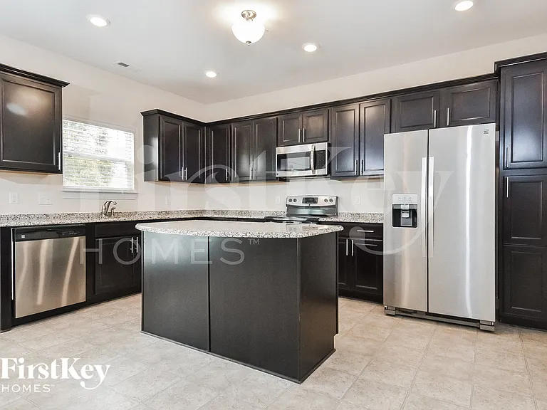 1422 Sedona Ln — Photo 6