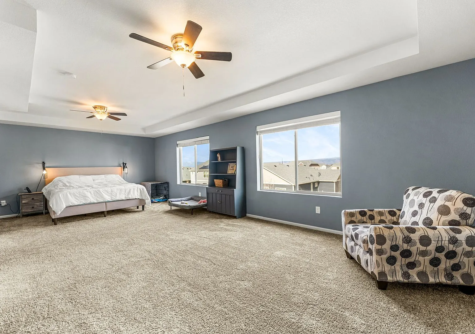 Amazing 2 story in Banning Lewis Ranch — Photo 3