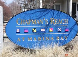 224 Marina Dr, Quincy, MA 02171