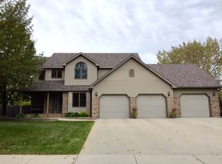 1302 36th Street South, Grand Forks, ND 58201