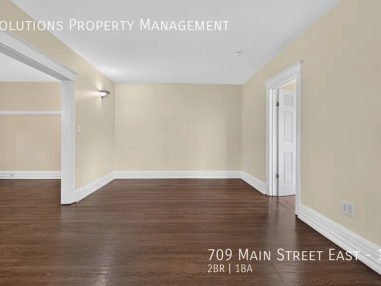 709 Main St E #11 — Photo 9