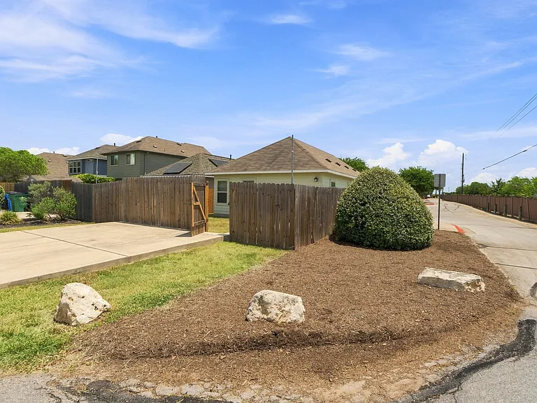 4500 Senda Ln — Photo 27