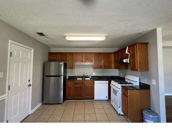 134 Orchard Pass, Warner Robins, GA 31088