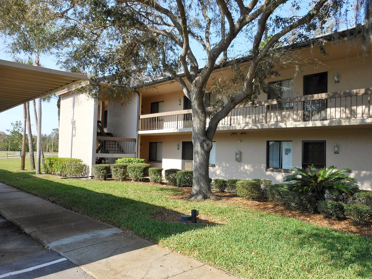 Building Photo - 112 Woodlands Ct
