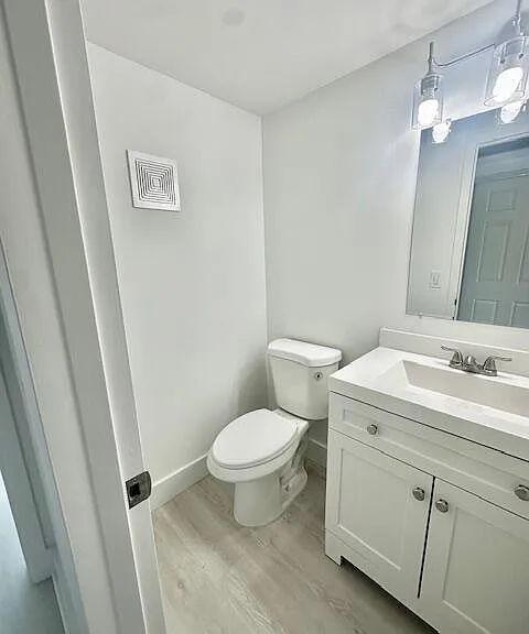 156 Fanshaw Way #D — Photo 5
