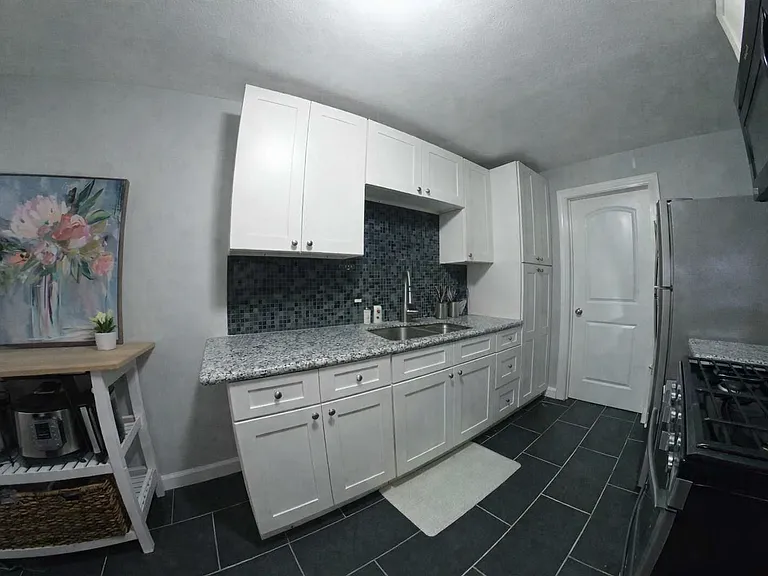 509 Moro St — Photo 2