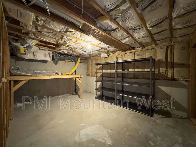 2419 W 1850 N — Photo 34