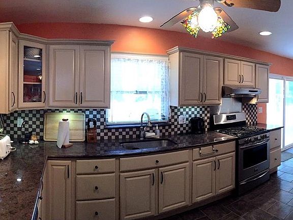 5th image of 31234 Beaver Cir