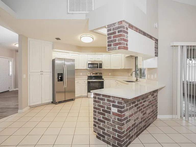 7530 Gunstock Dr — Photo 10