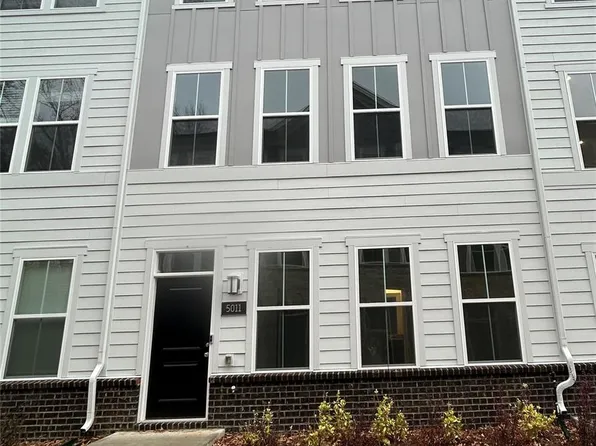 5011 Rill Ct, Charlotte, NC 28262