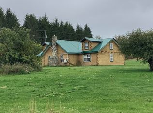 1351/1353 Frenchville Rd, Ashland, ME 04732