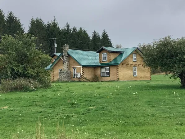 1351/1353 Frenchville Road, Ashland, ME 04732