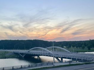 804 N Dubuque St, Iowa City, IA 52245