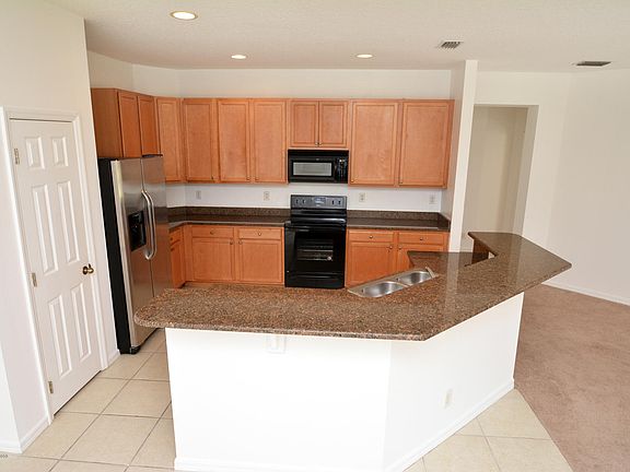 4th image of 341 Altman Ave SE