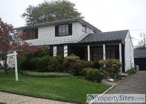 1st image of 1003 Lynn Dr