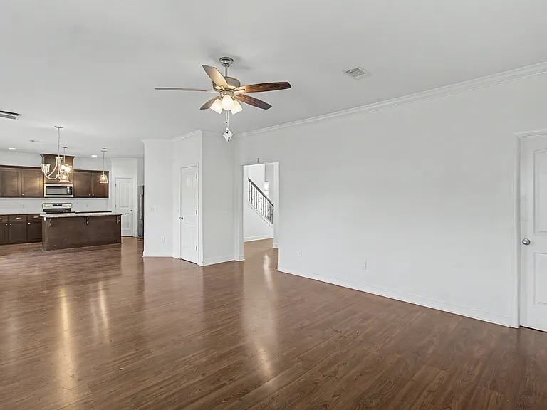 390 Fairview Cir — Photo 12