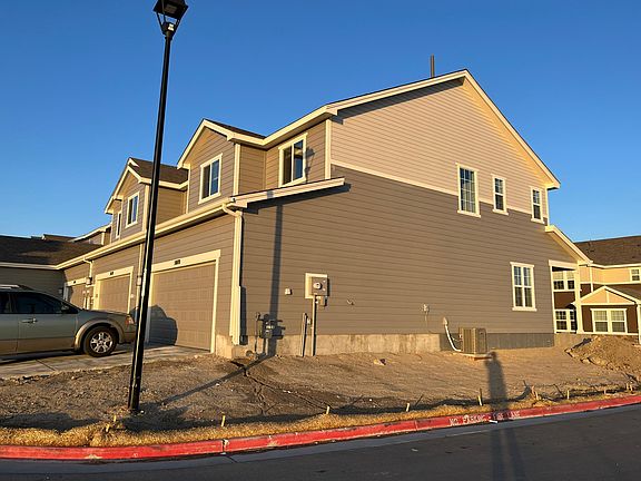 3rd image of 5080 Mountain Vista Hts