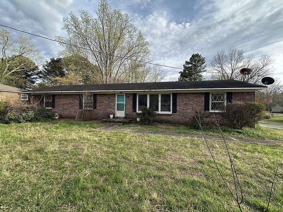 1st image of 1103 Hickory St