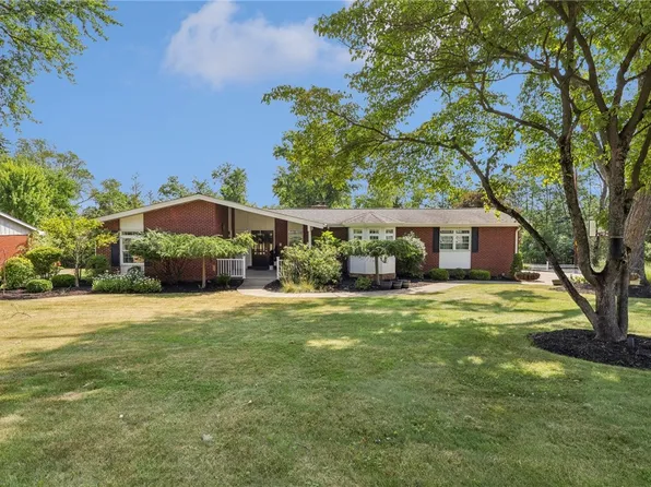 1023 Forsythe Rd, Carnegie, PA 15106