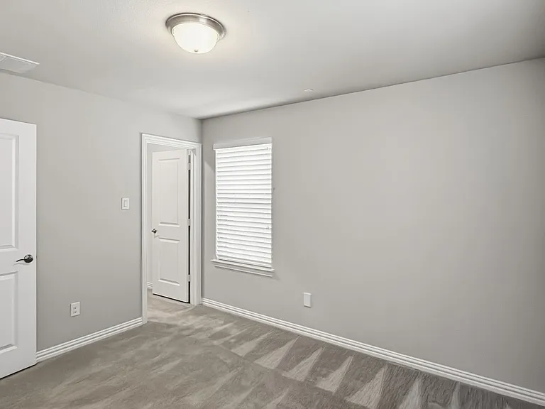 5518 Liberty Dr — Photo 17