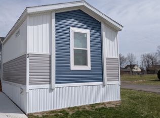 62 Ginger St, Westland, MI 48186
