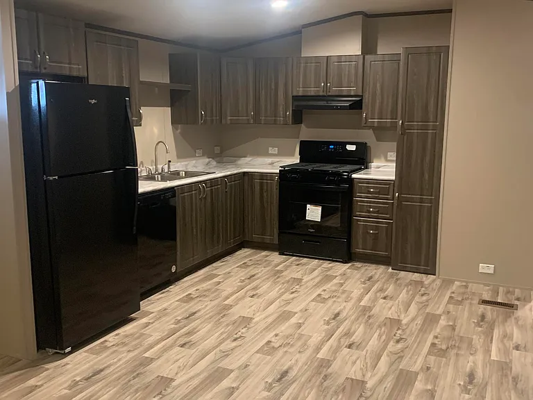 Pleasant Valley Mobilehome Community — Photo 12