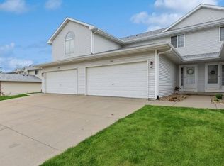 2560 Ridgeview Way, Marion, IA 52302