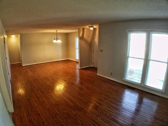 5th image of 237 Kathleen Ct