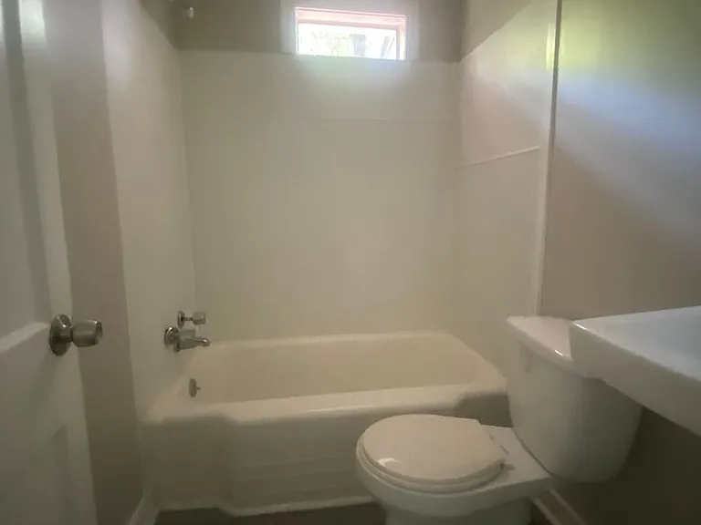 61 Lanier Dr — Photo 7