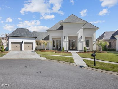 102 Rue De Nimes, Broussard, LA, 70518