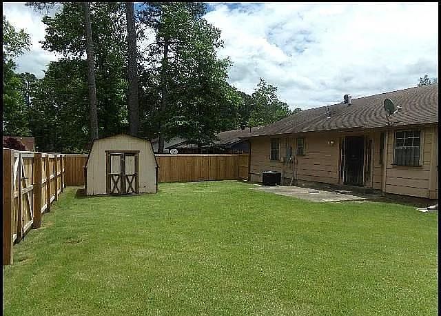 1st image of 6905 Camelot Dr