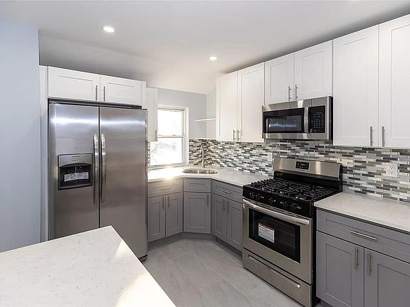 2nd image of 146-62 181st St #2