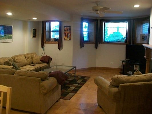 2nd image of 3736 N Sheffield Ave #Gs