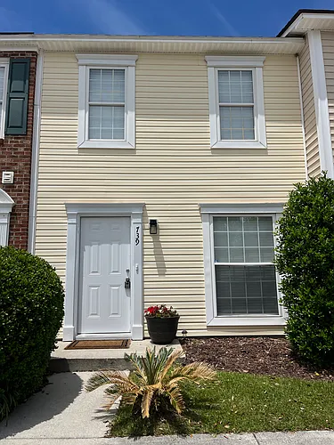 739 Sunseeker Dr Photo 1