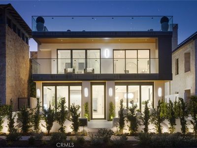 303 Goldenrod Ave, Corona Del Mar, CA, 92625