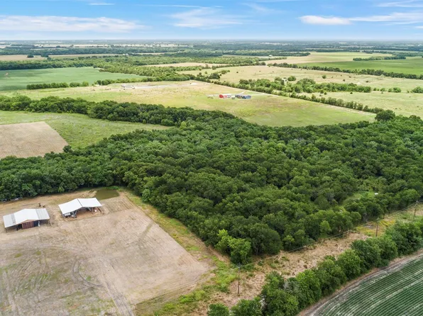 3050 County Road 3805, Leonard, TX 75452