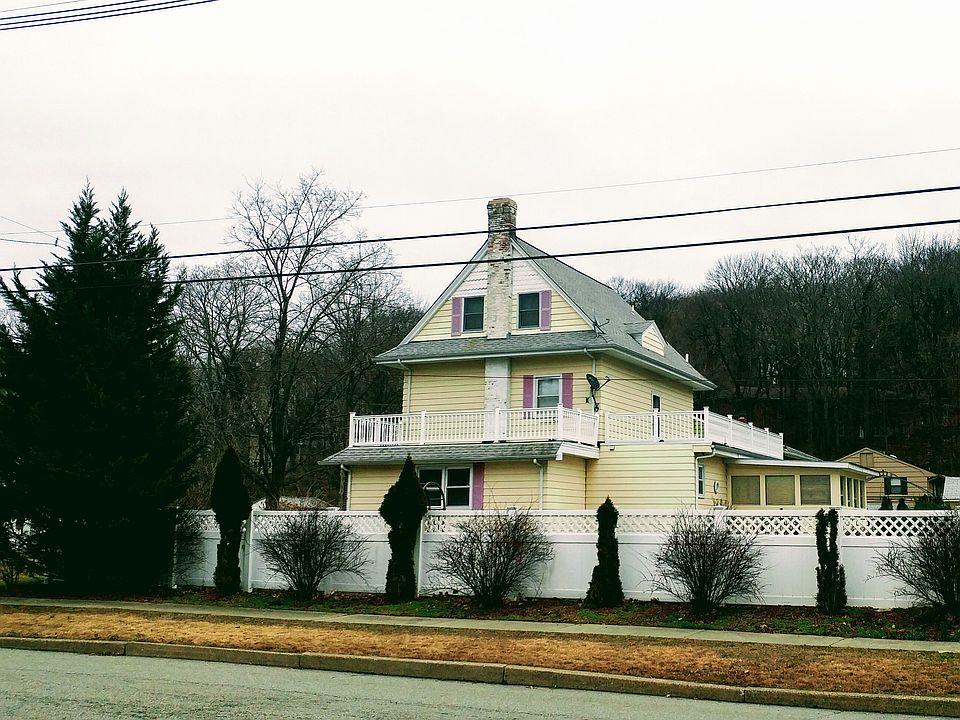 2nd image of 601 Lincoln Ave