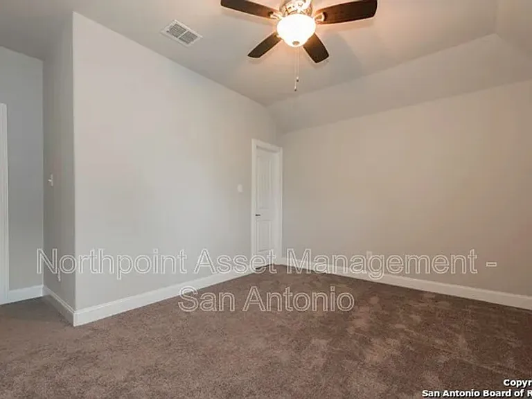 13706 Meadowick Dr — Photo 8
